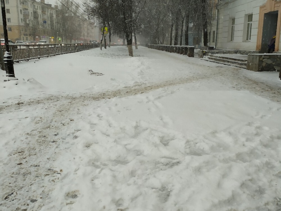 Image for Нижегородские депутаты удивились использованию реагентов на дорогах