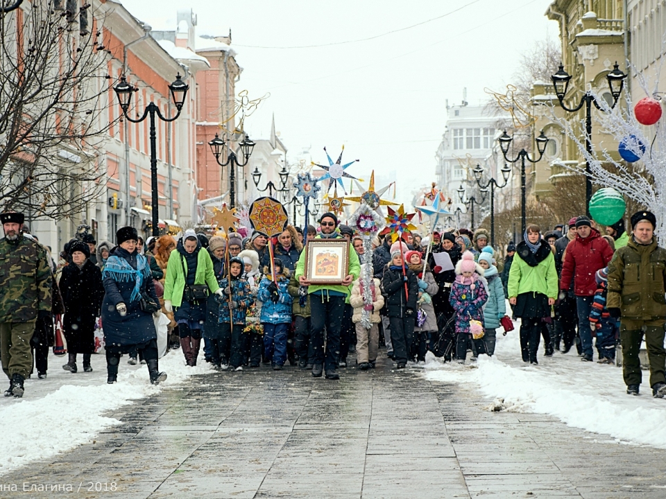 Image for Святочное шествие прошло по улице Большой Покровской в Нижнем Новгороде