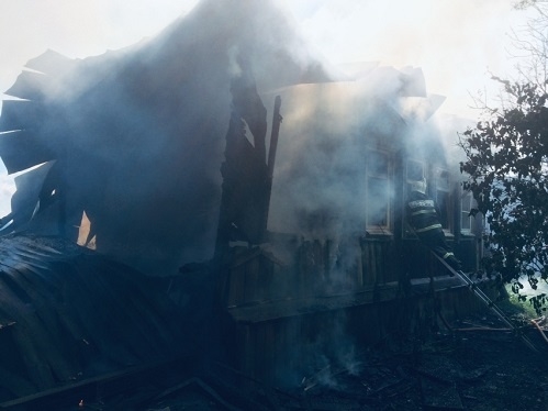 Image for Четыре человека погибли на пожаре в Пильнинском районе