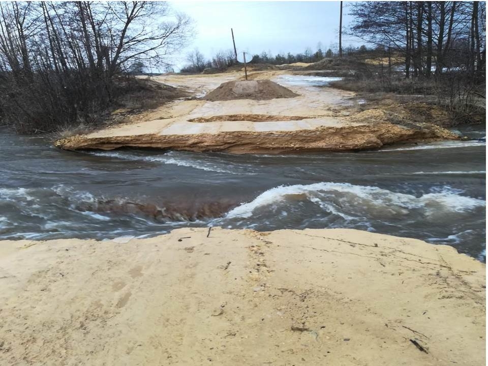 Image for Дорогу размыло из-за паводка в Починковском районе