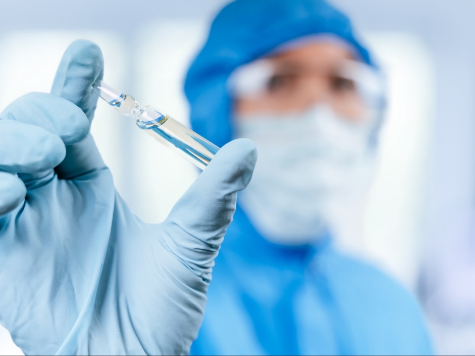 Image for Более 9,5 тысяч доз вакцины «ЭпиВакКорона» поступили в Нижний Новгород
