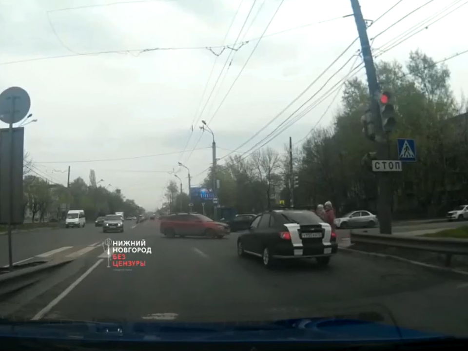 Image for Автомобилист чуть не сбил пешехода в Нижнем Новгороде 