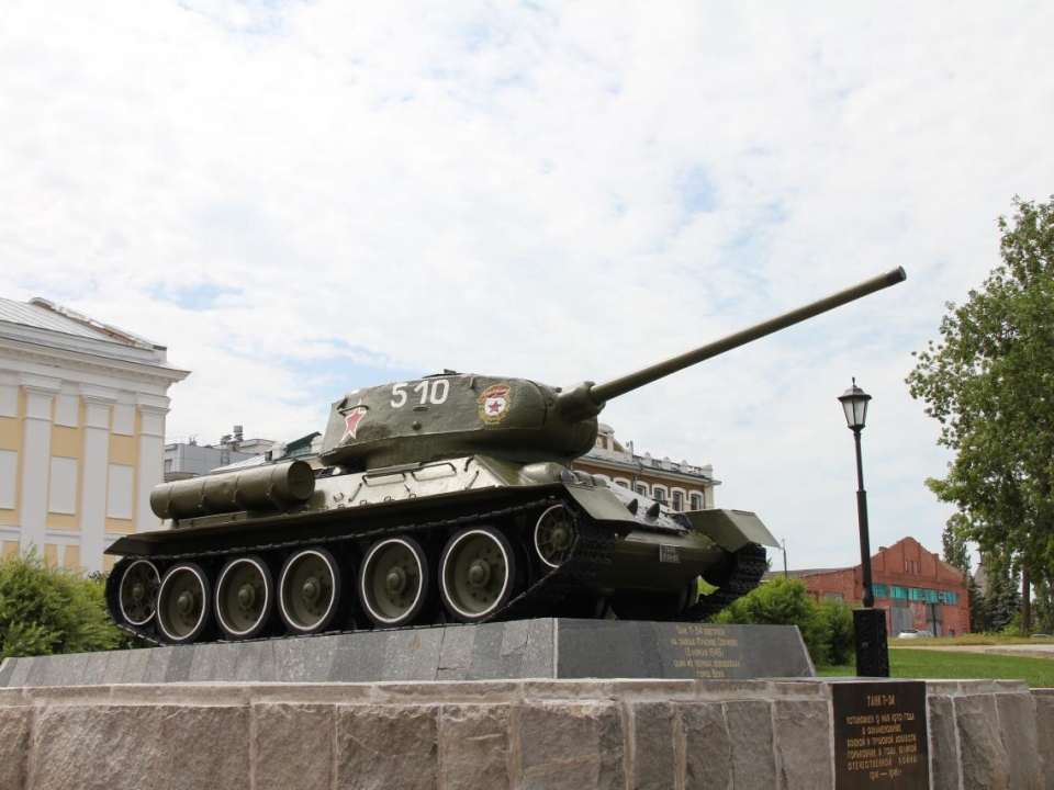 Image for В Нижегородском кремле Танк Т-34 временно сняли с постамента 