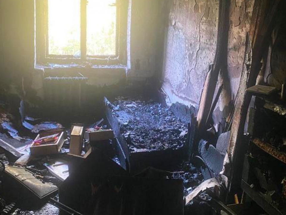Image for Нижегородская медсестра с двумя детьми лишилась жилья из-за пожара