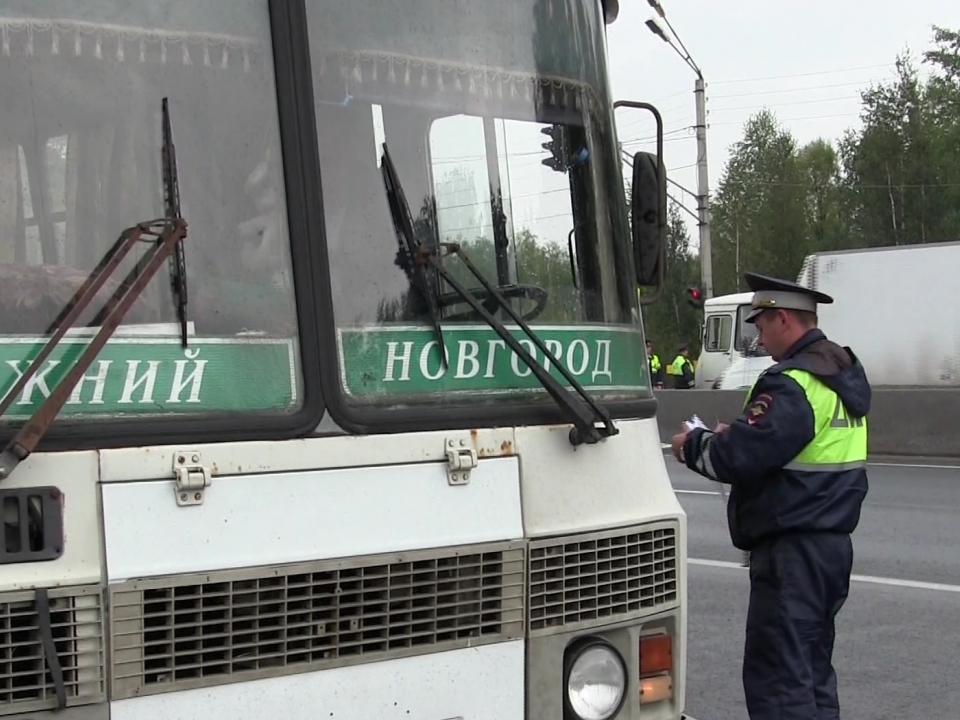 Сотрудники ГИБДД за день обнаружили 39 нарушений в маршрутных такси Нижнего Новгорода