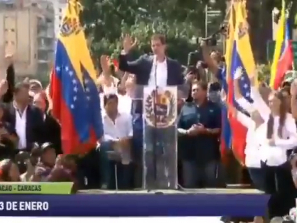 Image for В Венесуэле лидер оппозиции объявил себя главой страны