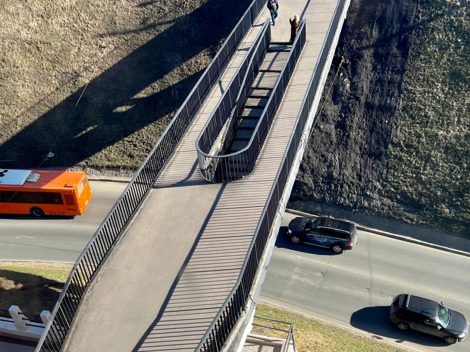 Image for Ремонт пешеходного моста через Зеленский съезд стартовал в Нижнем Новгороде