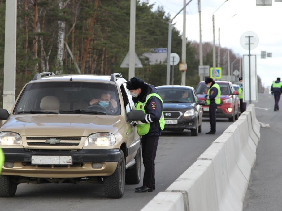 Image for Более 1,5 авто проверили на въездных пунктах в Нижегородскую область 