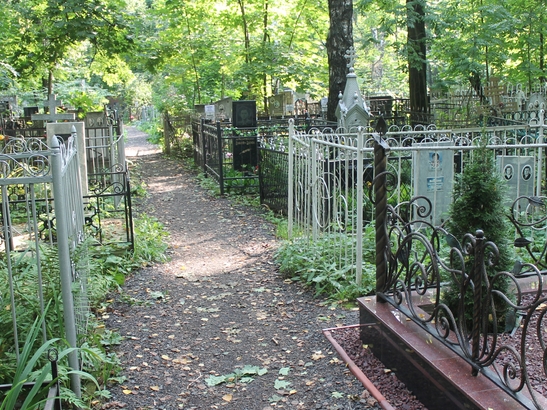 Image for  Смотритель сормовского кладбища осужден за незаконные захоронения