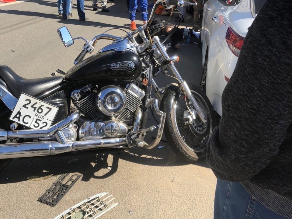 Image for Иномарка врезалась в мотоцикл в Нижнем Новгороде 18 апреля