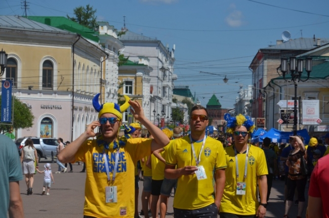 Image for Покровка желтого цвета: в город приехали шведы