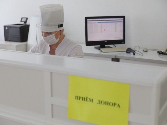 Image for В 18 больницах Нижегородской области проводят лечение антиковидной плазмой