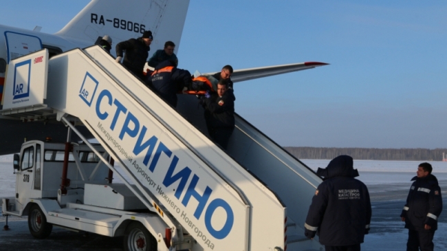 Image for Семья, пострадавшая при пожаре в Томской области, доставлена самолётом МЧС в Нижний Новгород