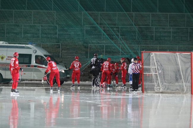 Image for Игрок «Старта» Григорий Липин госпитализирован после тяжёлой травмы на матче