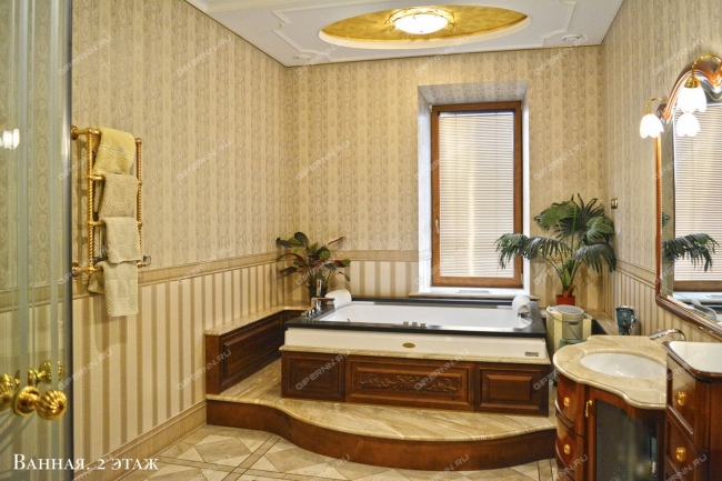 Image for Особняк с водопадом, сауной и кальянной продаётся в Нижнем за 79 миллионов рублей