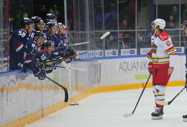 Хоккейный клуб «Торпедо» в Нижнем Новгороде потерпел первое в истории поражение от «Куньлунь Ред Стар» из Пекина