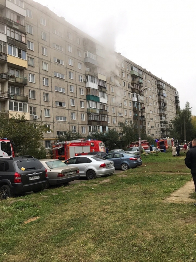 Image for В Сормовском районе 39 человек эвакуировали из-за пожара в многоэтажке