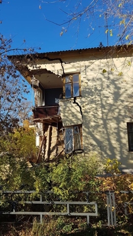 Image for Стена двухэтажного жилого дома обрушилась в городе Бор