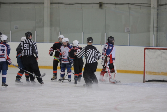 Image for В Дзержинске прошли первые матчи первенства ПФО по хоккею среди юношей до 13 лет