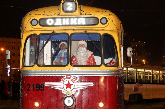 Image for Новогодние трамваи вышли на маршруты в Нижнем Новгороде 