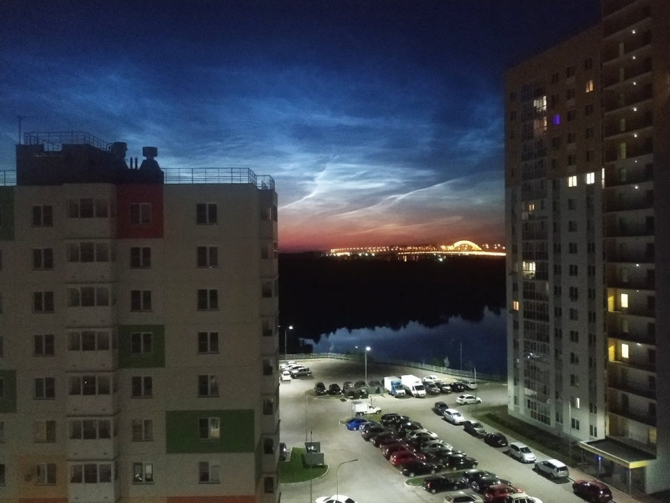 Image for Редкие серебристые облака затянули нижегородское небо