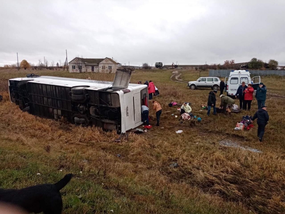 Число пострадавших в ДТП с туристическим автобусом в Нижегородской области выросло до 20