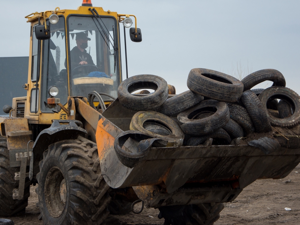 Image for Свыше 100 тонн автопокрышек утилизировали в Нижнем Новгороде