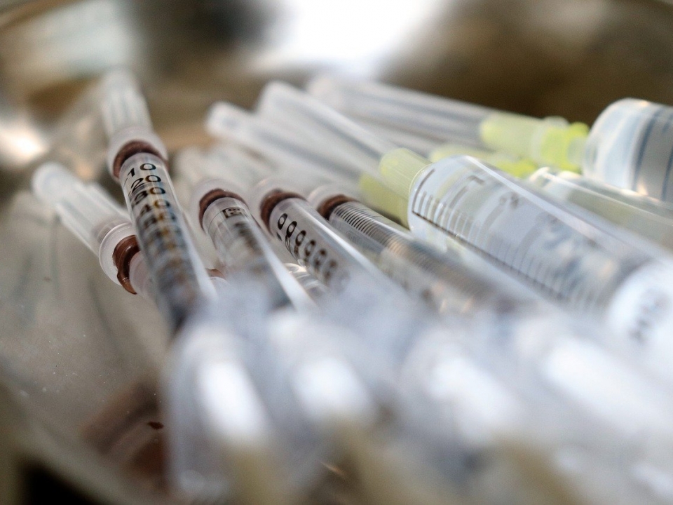Image for Свыше 750 тысяч доз вакцины от гриппа поступили в Нижегородскую область 