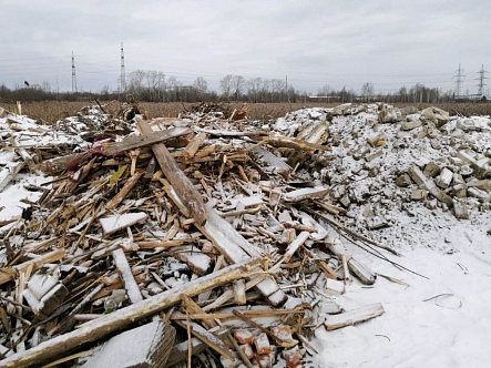 Стихийную свалку мусора нашли в Ленинском районе Нижнего Новгорода