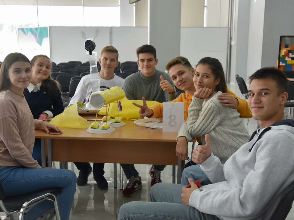 День открытых дверей в технопарке «Анкудиновка» посетили более 200 учеников и студентов