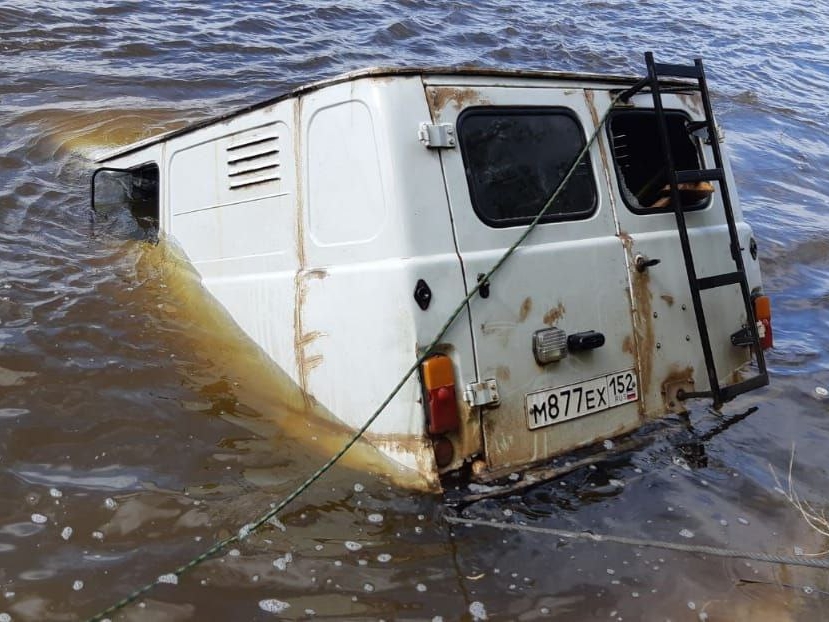 Image for Водитель утонувшего в Вачском районе УАЗа был пьян