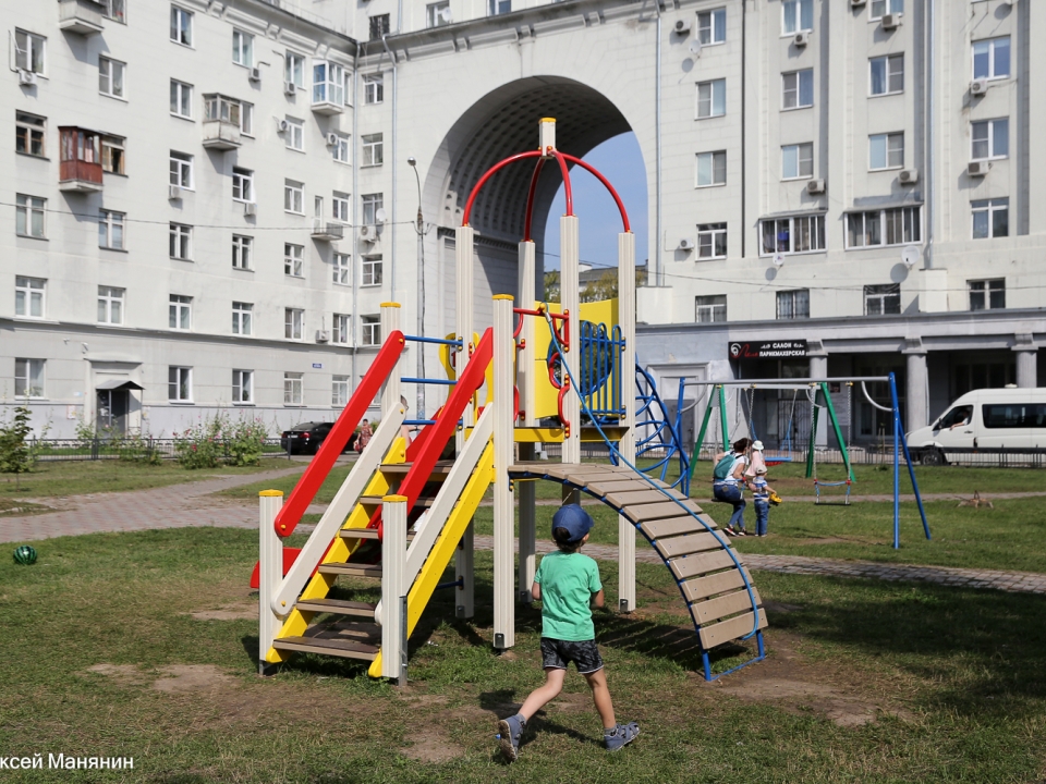 Wi-fi и видеонаблюдение появятся на игровой площадке в Автозаводском районе