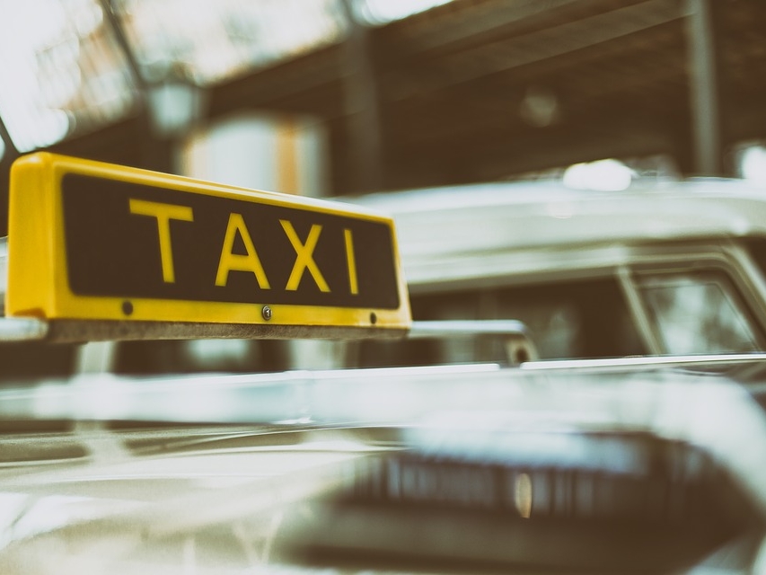 Image for Как не нажить неприятности на поездке в такси: советы экспертов Роскачества