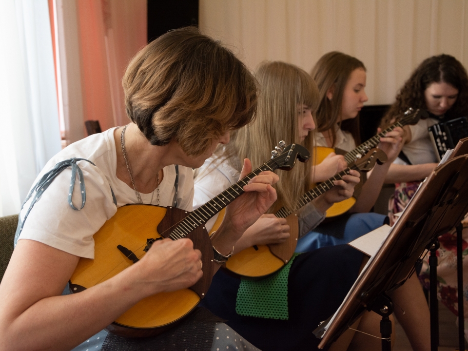 Image for 86 комплектов музыкальных инструментов получат школы искусств Нижнего Новгорода