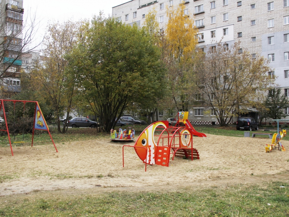 15 детских площадок установили в Автозаводском районе Нижнего