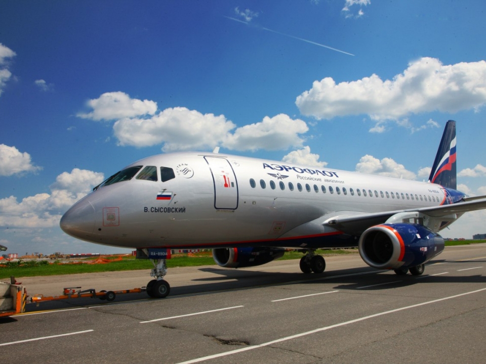 Самолёт Sukhoi Superjet 100 авиакомпании «Аэрофлот» с утра не может вылететь из аэропорта «Стригино» в Нижнем Новгороде в Москву