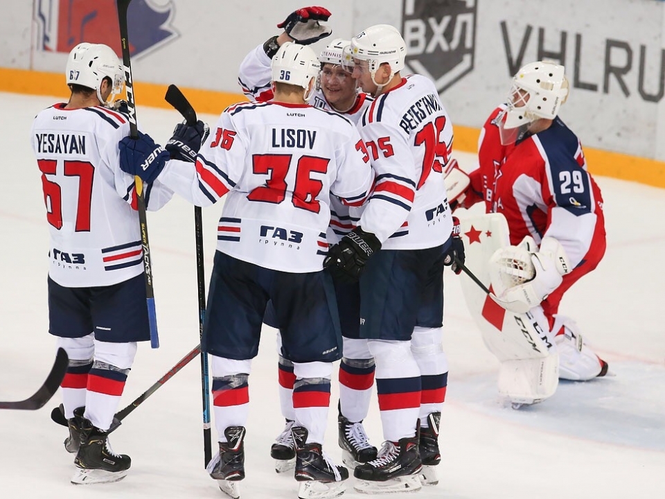 Хоккейный клуб «Торпедо-Горький» из Нижнего Новгорода одержал первую победу в своей истории