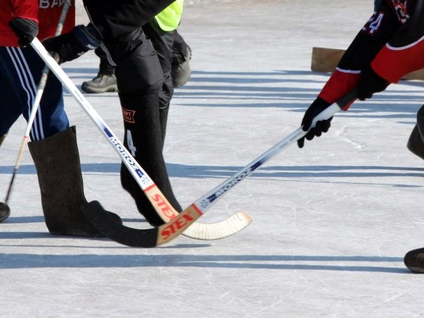 Image for Болельщики нижегородского «Старта» сыграют в «хоккей на валенках» на стадионе «Труд»