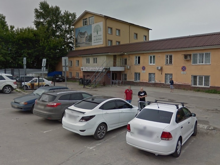 Image for Парковку автомобилей запретят возле здания ГИБДД на Родионова