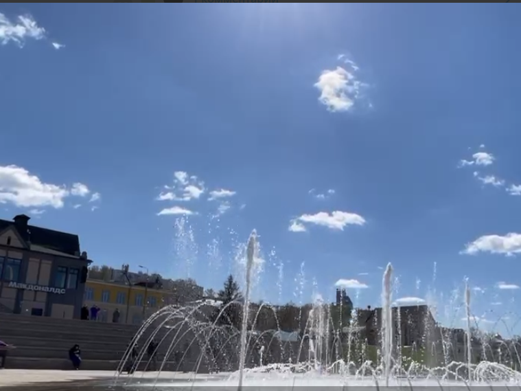 Image for Время работы двух светомузыкальных фонтанов продлили в Нижнем Новгороде
