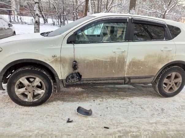 Image for Полиция Дзержинска организовала проверку из-за повреждённых машин