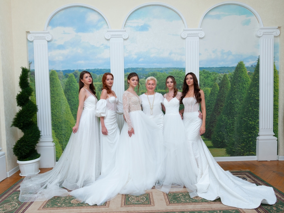 Image for Выставка старинных свадебных нарядов открылась в Нижнем Новгороде