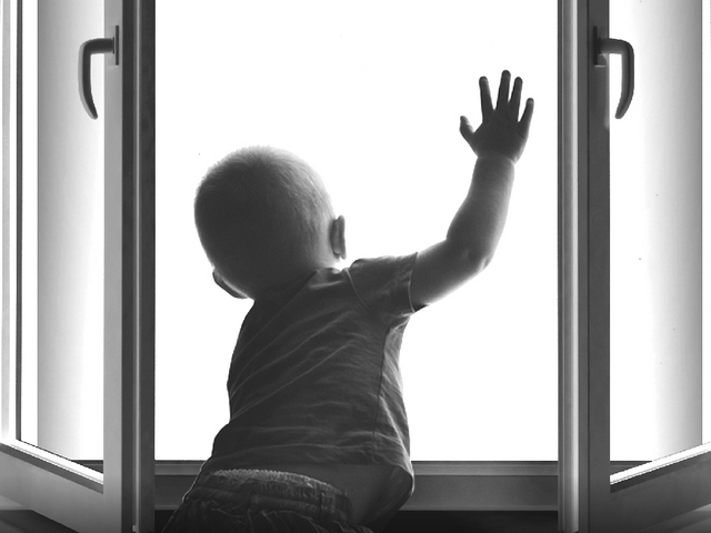 Image for Советы нижегородцам: как защитить ребенка от падения из окна?