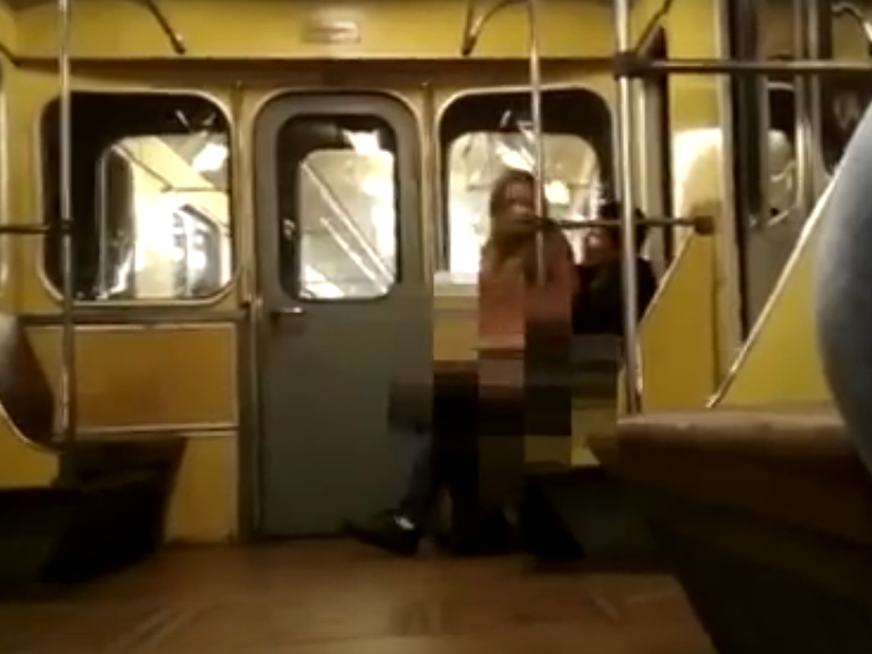 Image for Нижегородская парочка, занявшаяся сексом в метро, могла сделать это на спор