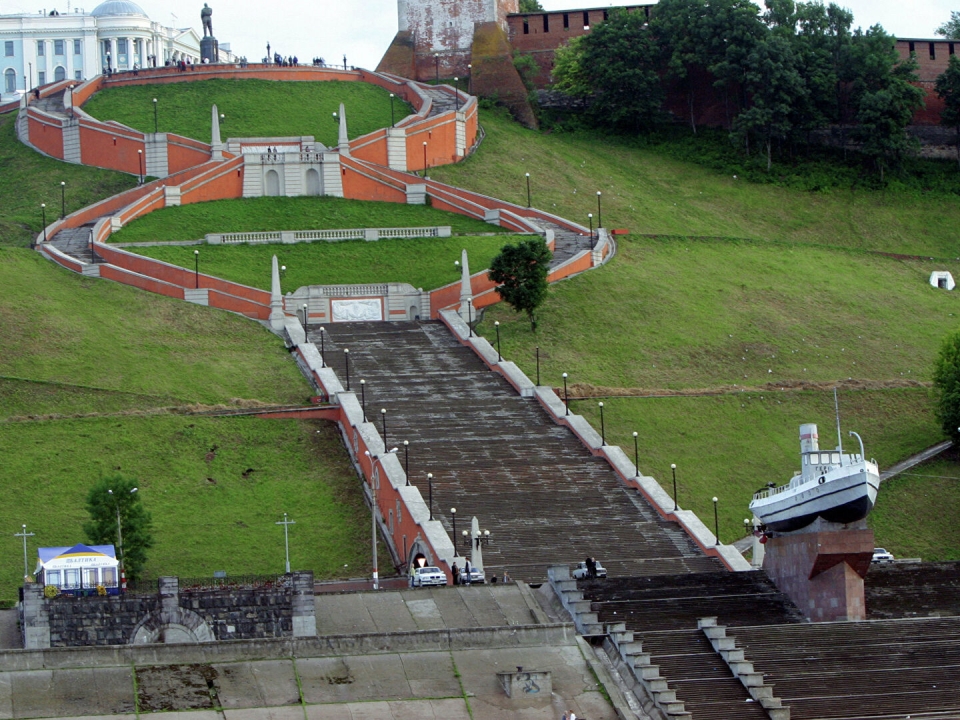 Image for Реконструкция Чкаловской лестницы завершена на 80%