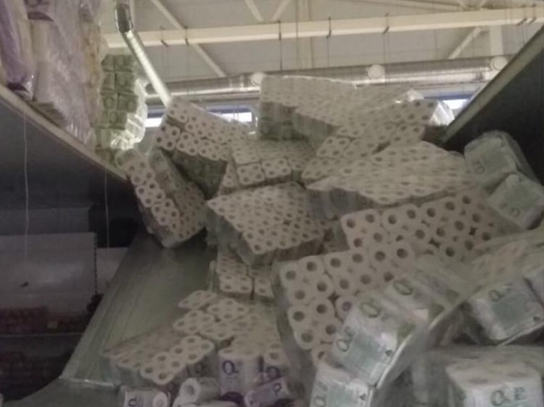 Image for Минздрав сообщил о состоянии пациентов, пострадавших при обрушении потолка в магазине «Светофор»