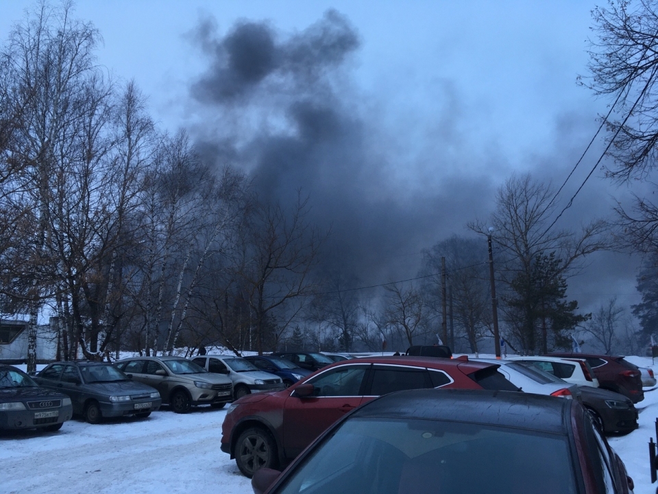 Image for Крупный пожар произошел в промзоне Дзержинска