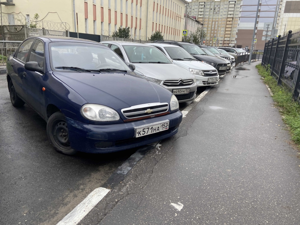 Image for Нижегородцам запретят парковаться на участке улицы Даргомыжского с 24 ноября