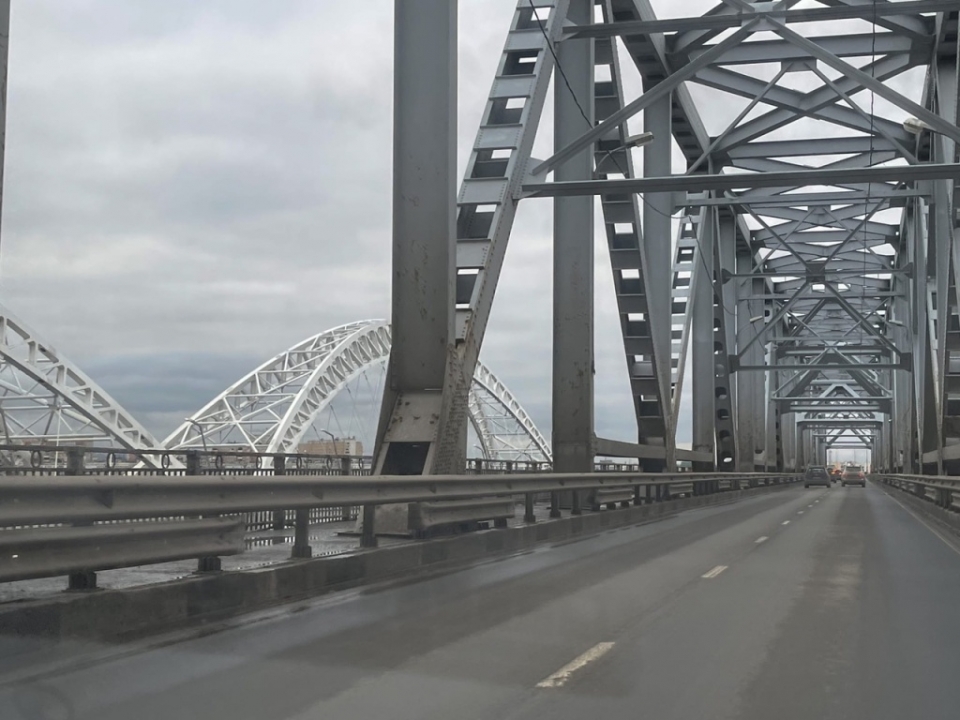 Image for Движение большегрузов ограничат на Борском мосту до 29 сентября