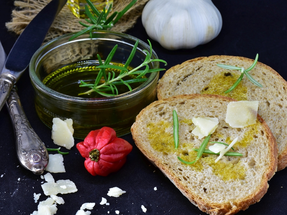 Image for Нижегородская лаборатория признала оливковое масло из Испании некачественным